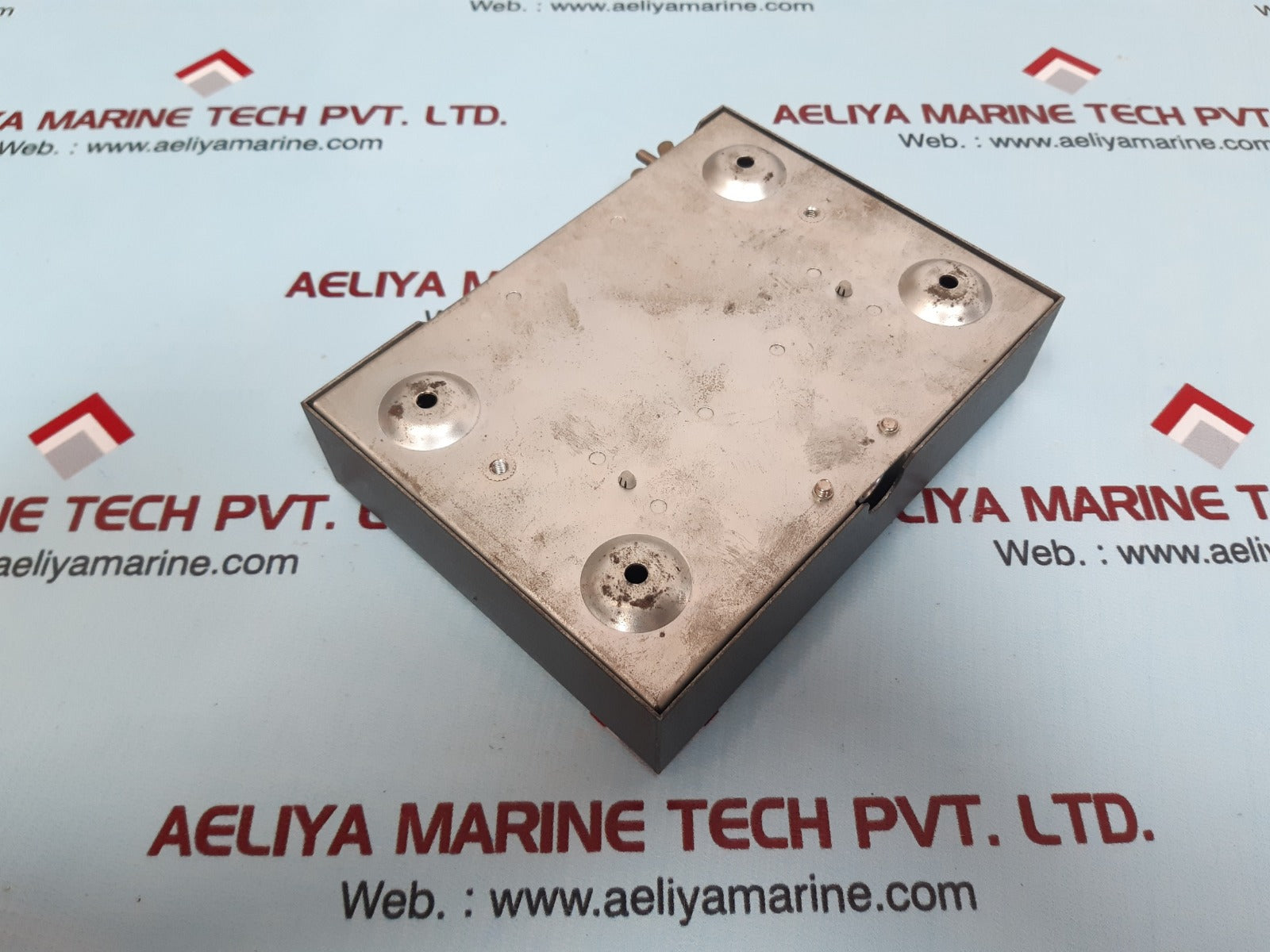 Furuno electric ic-318 junction box