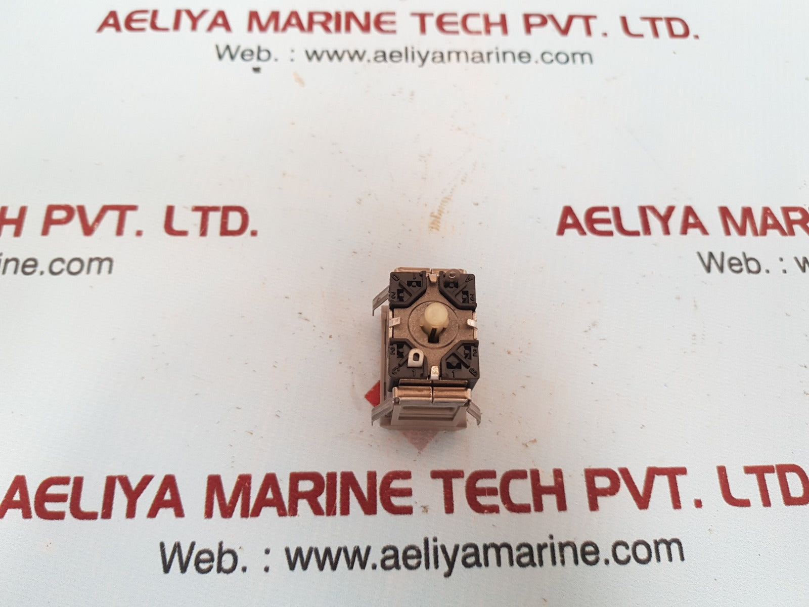 Yamatake honeywell 2c-l1aa micro switch – Aeliya Marine Tech