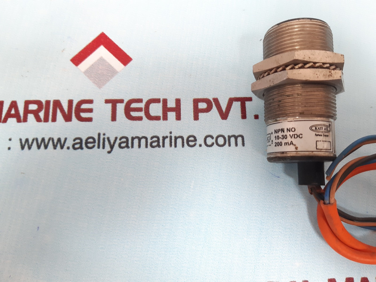 Katlax sensor 10-30 vdc