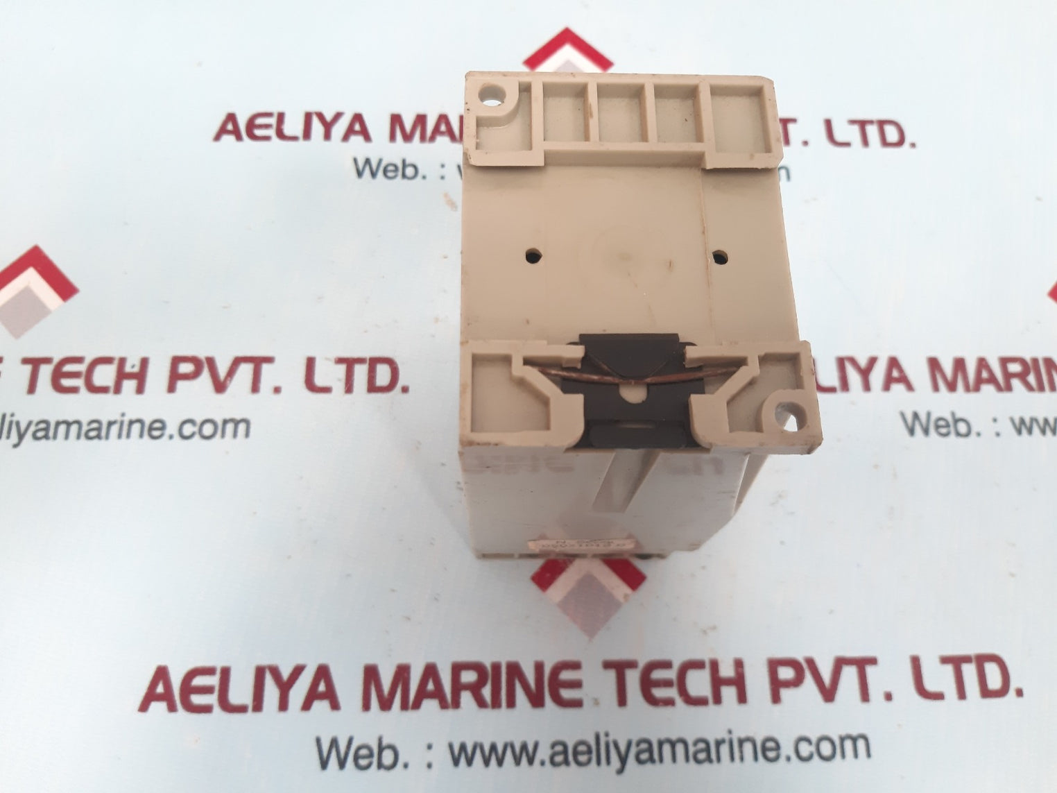 Adelco cdc24 dc / dc-isolated converter