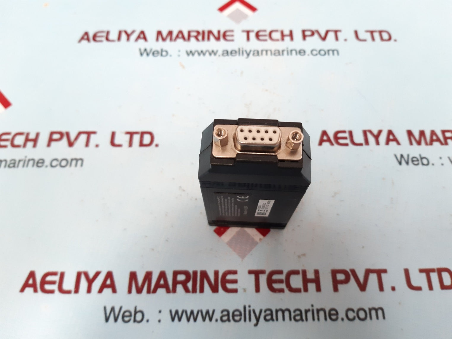 Black box ic820a universal rs-422/485 converter 