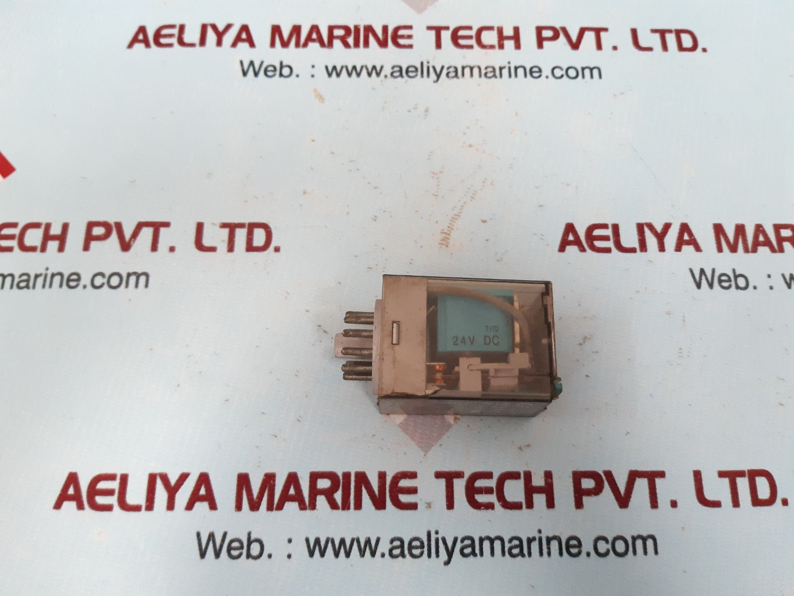 Lot of 2x Finder 60.13.9.024.0040 general purpose relay