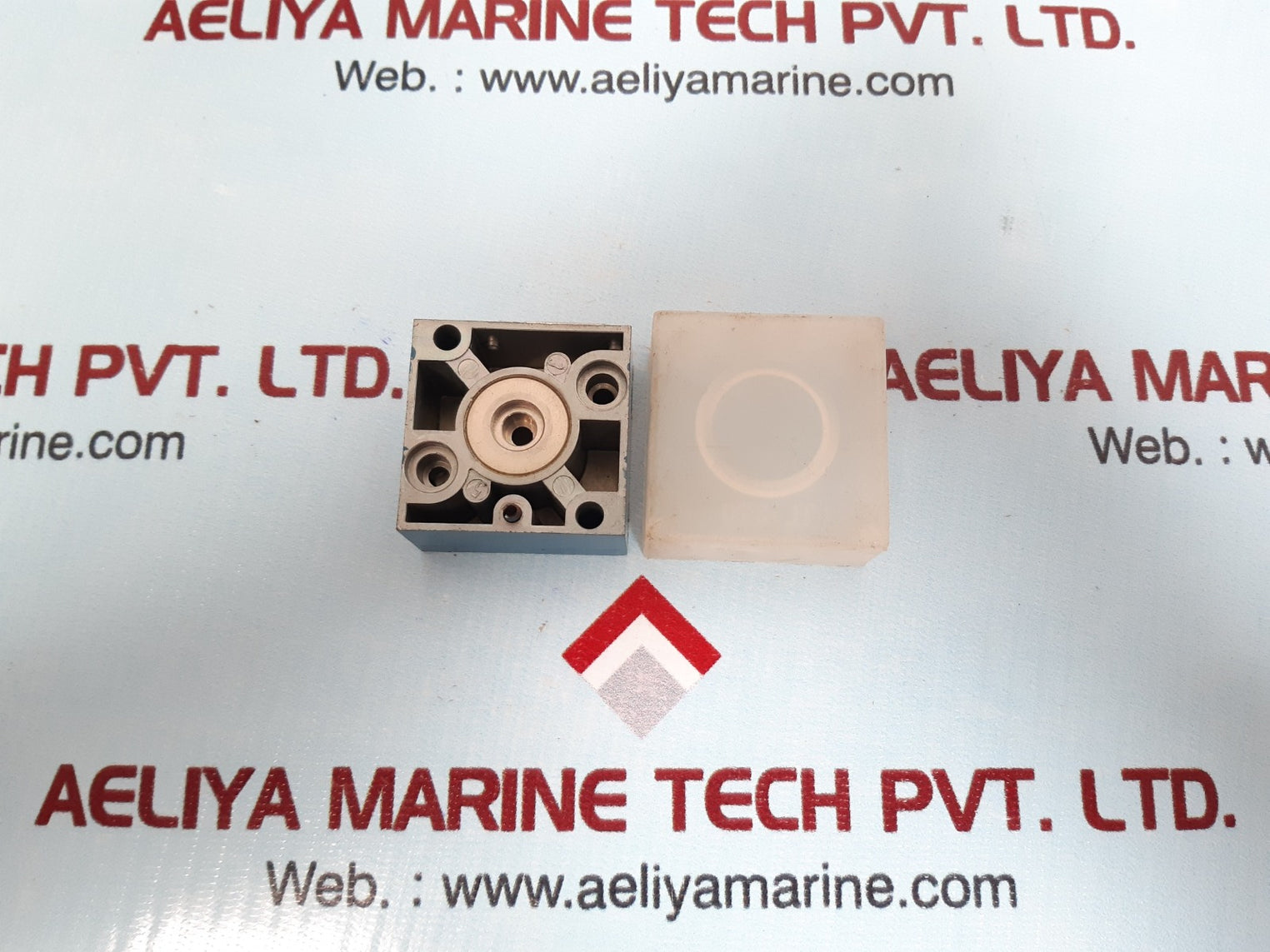 Rexroth Pneumatik 3340181000 Shuttle Valve