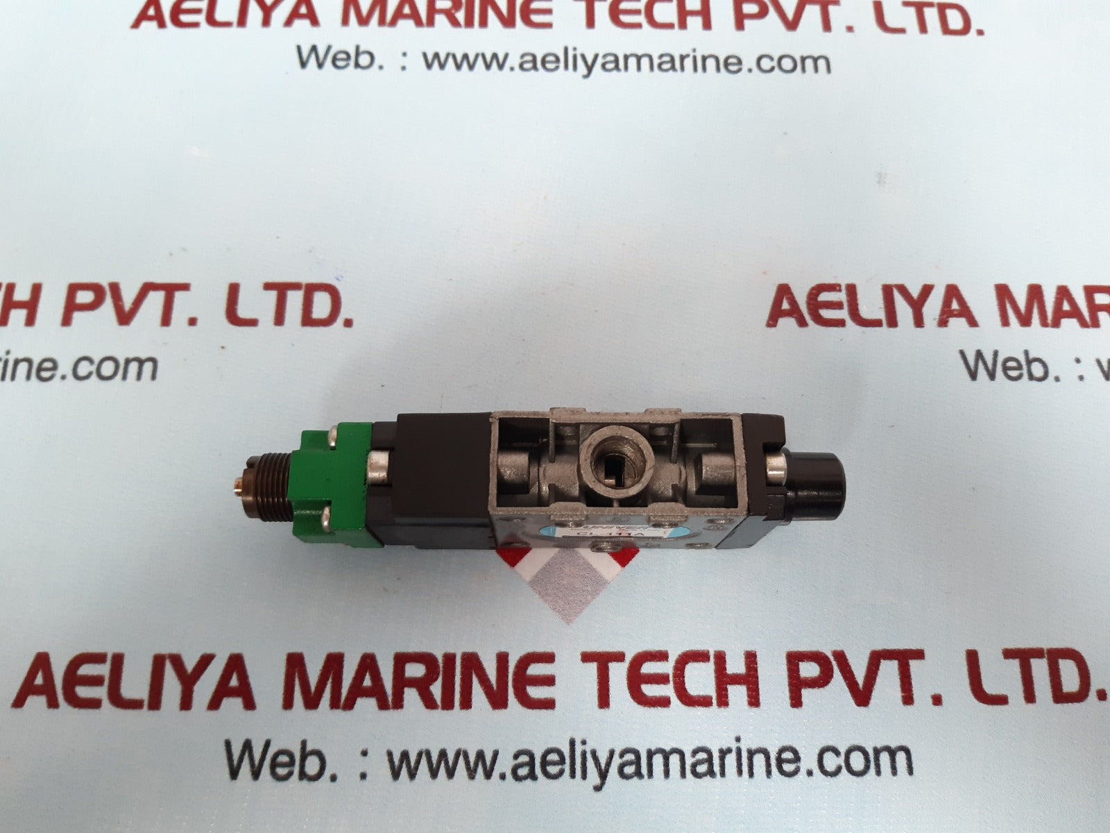 Univer Cl-111A Push Mechanical Pneumatic Valve