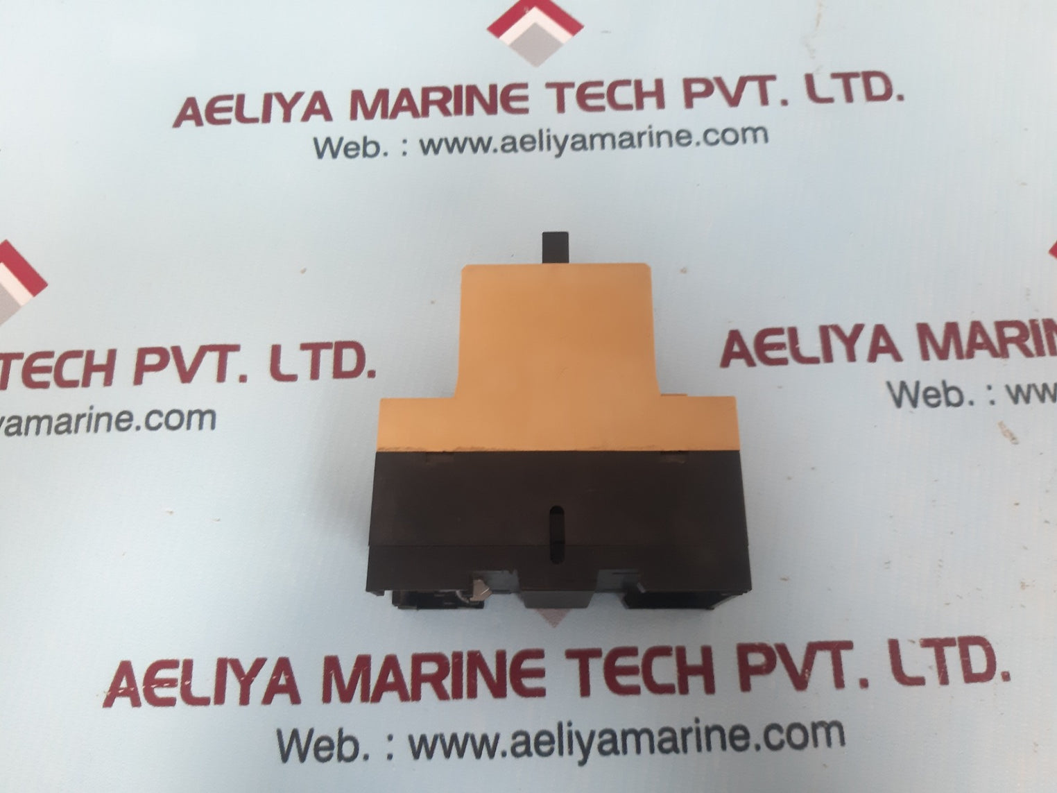 Esg Esm 1-1 3 Pole Setable Circuit Breaker