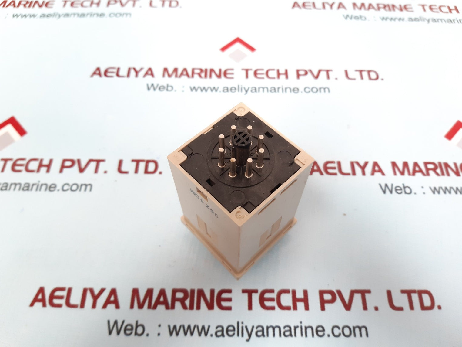 Omron H3Bh-8 Delay Timer 5A 250Vac 0.5 To 10Sec