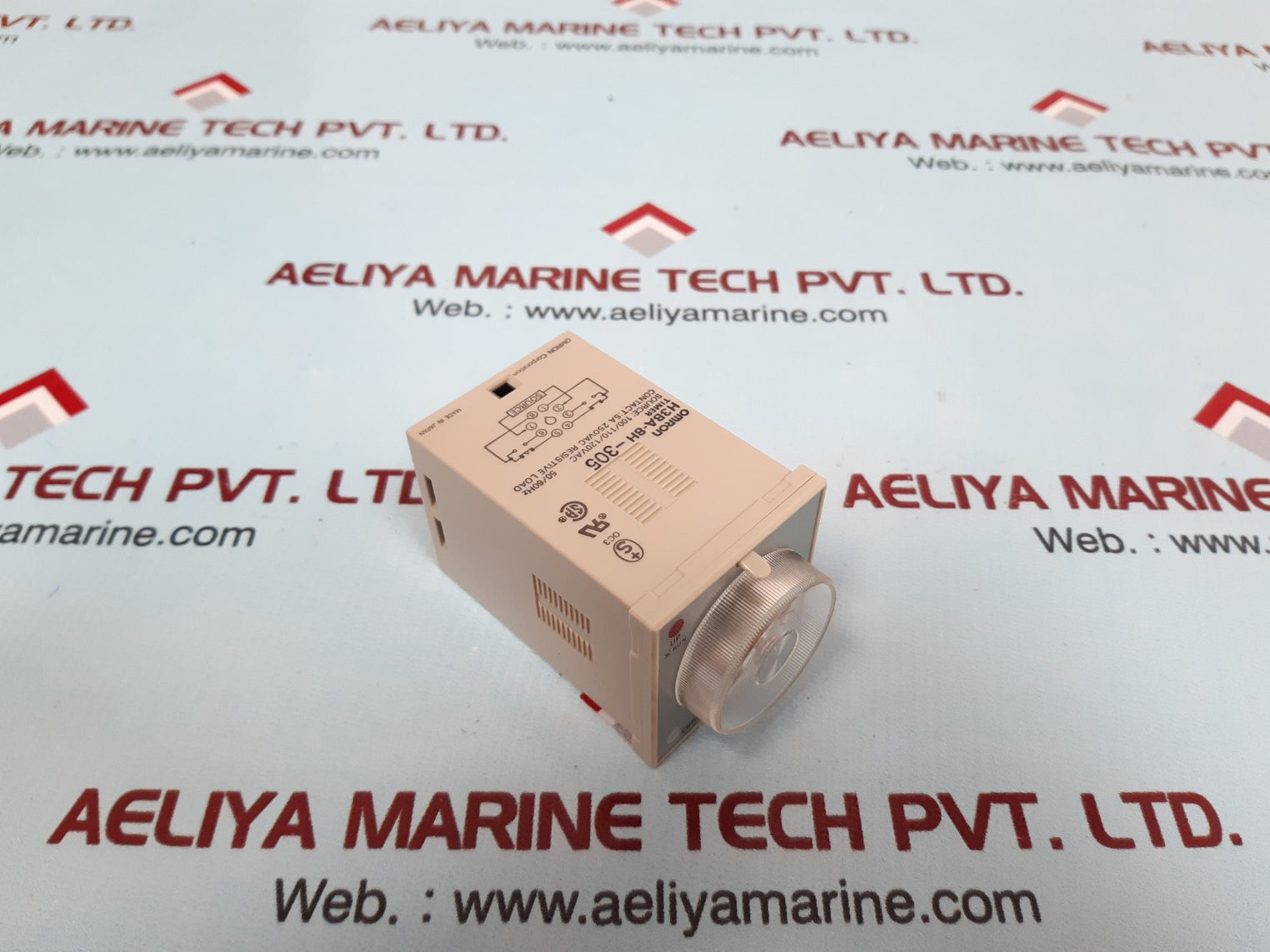 Omron H3Ba-8H-305 Timer 100/110/120Vac 0.5S To 100H