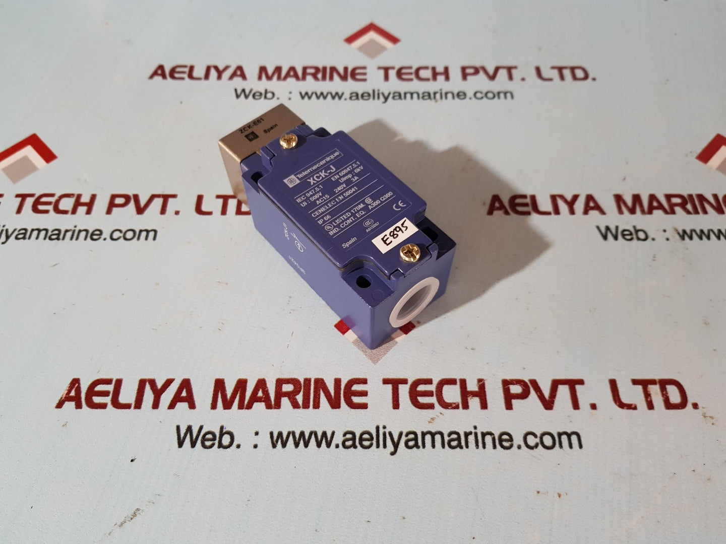 Telemecanique xck-j limit switch with zck-e61