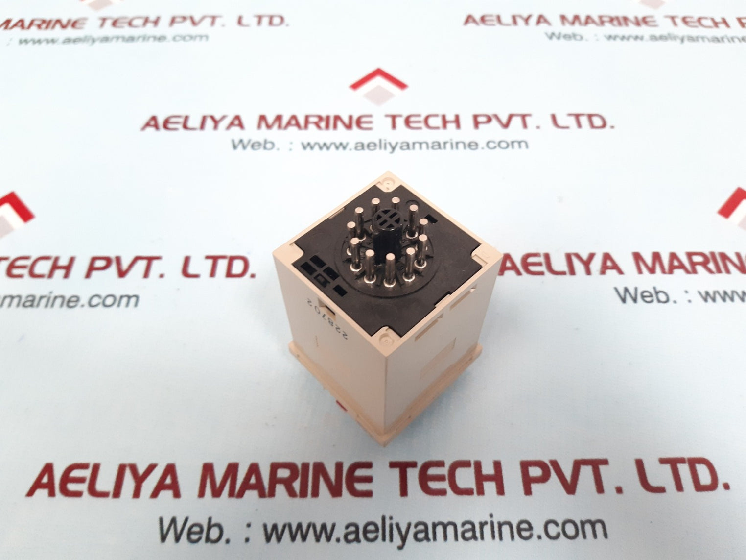 Omron H3Cr-a Timer 24Vdc/Ac 50/60Hz