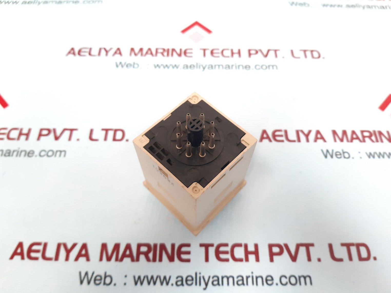 Omron H3Cr-a8 Timer Module 5A 250Vac 50/60Hz