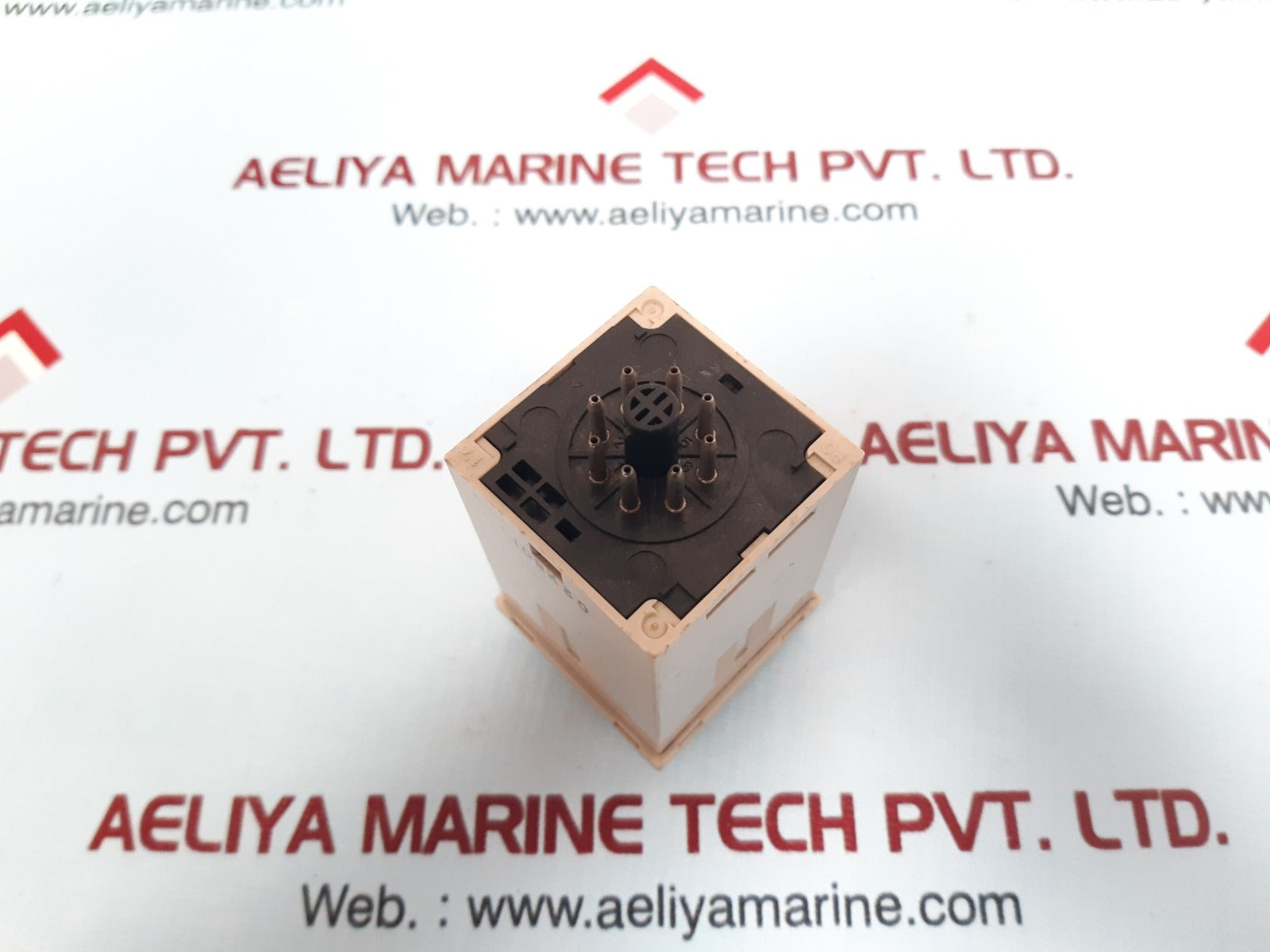 Omron H3Cr-a8El Solid State Timer 100-240Vac 50/60Hz