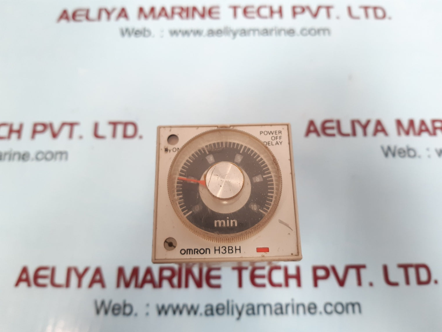 Omron H3Bh-8 0.5 To 10Min Power Off Delay Timer Contact 5A 250Vac