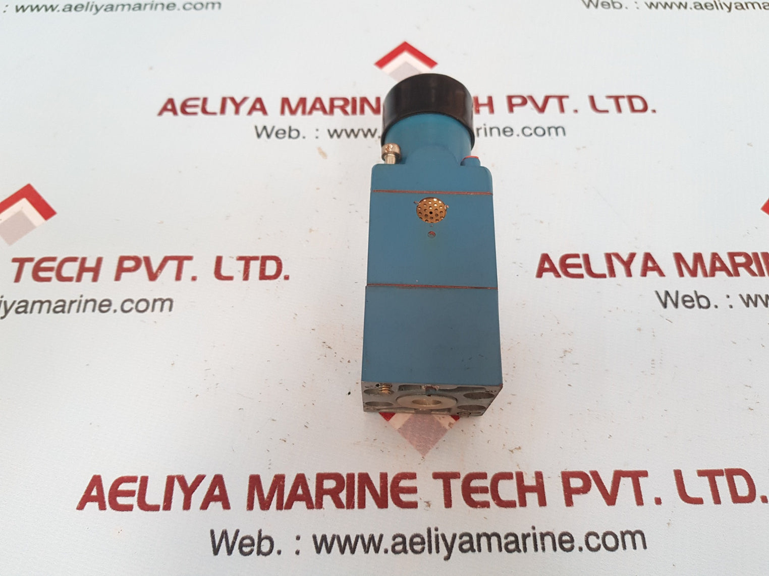 Rexroth 3712030000 Pneumatic Directional Valve Fw.06W30