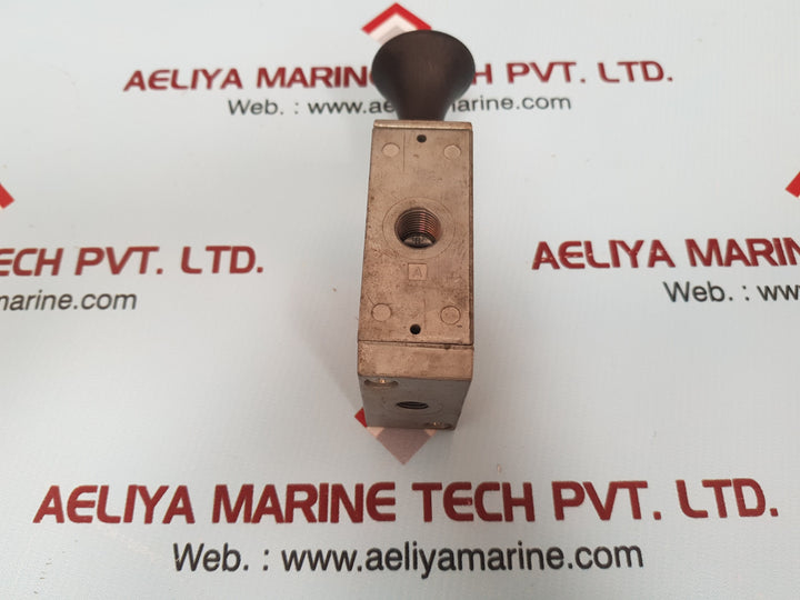 Rexroth 563 446 110 0 Directional Control Valve