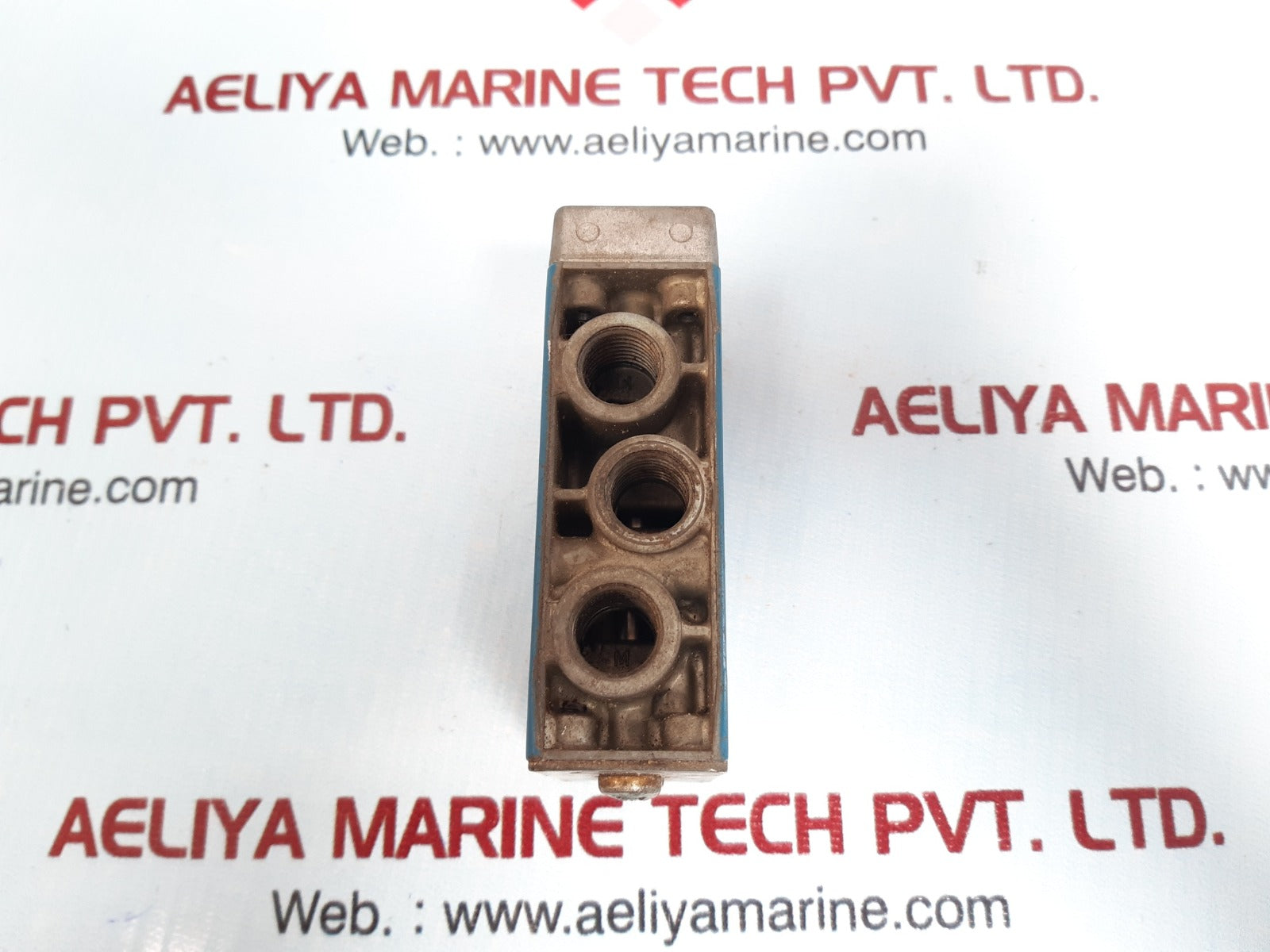 Wabco 5631270000 Directional Control Valve