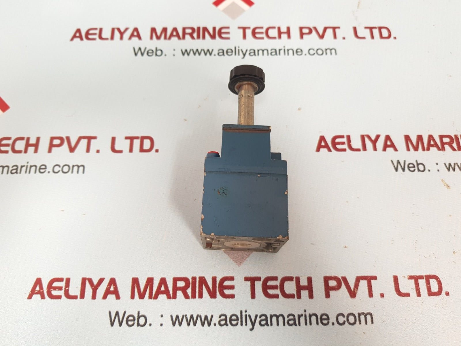 Rexroth 3722250220 Pneumatic Directional Valve