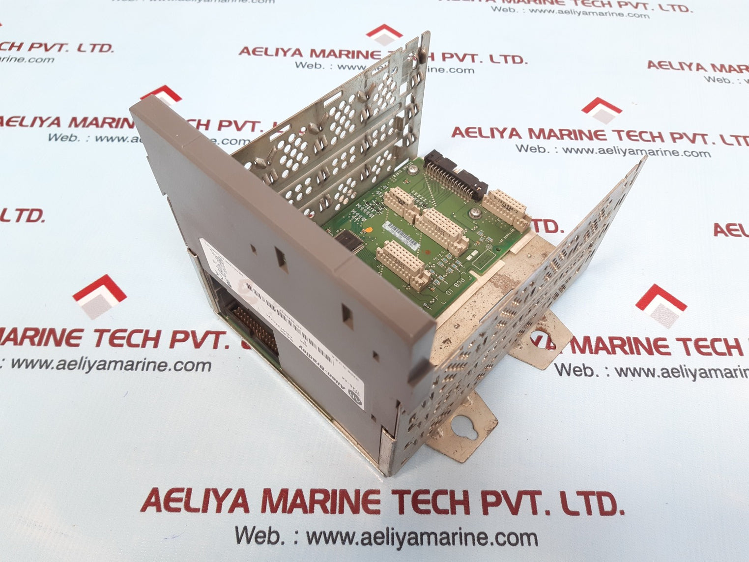 Allen-bradley Slc 500 1746-a4 Ser B 4-slot Rack