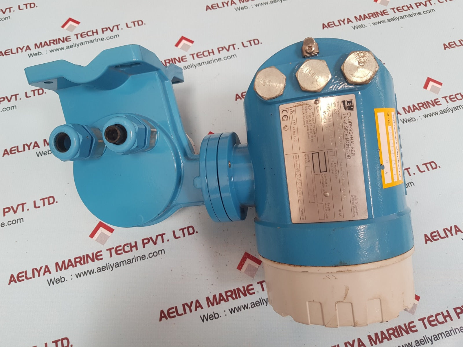 Endress+hauser nrf-590 tank side monitor