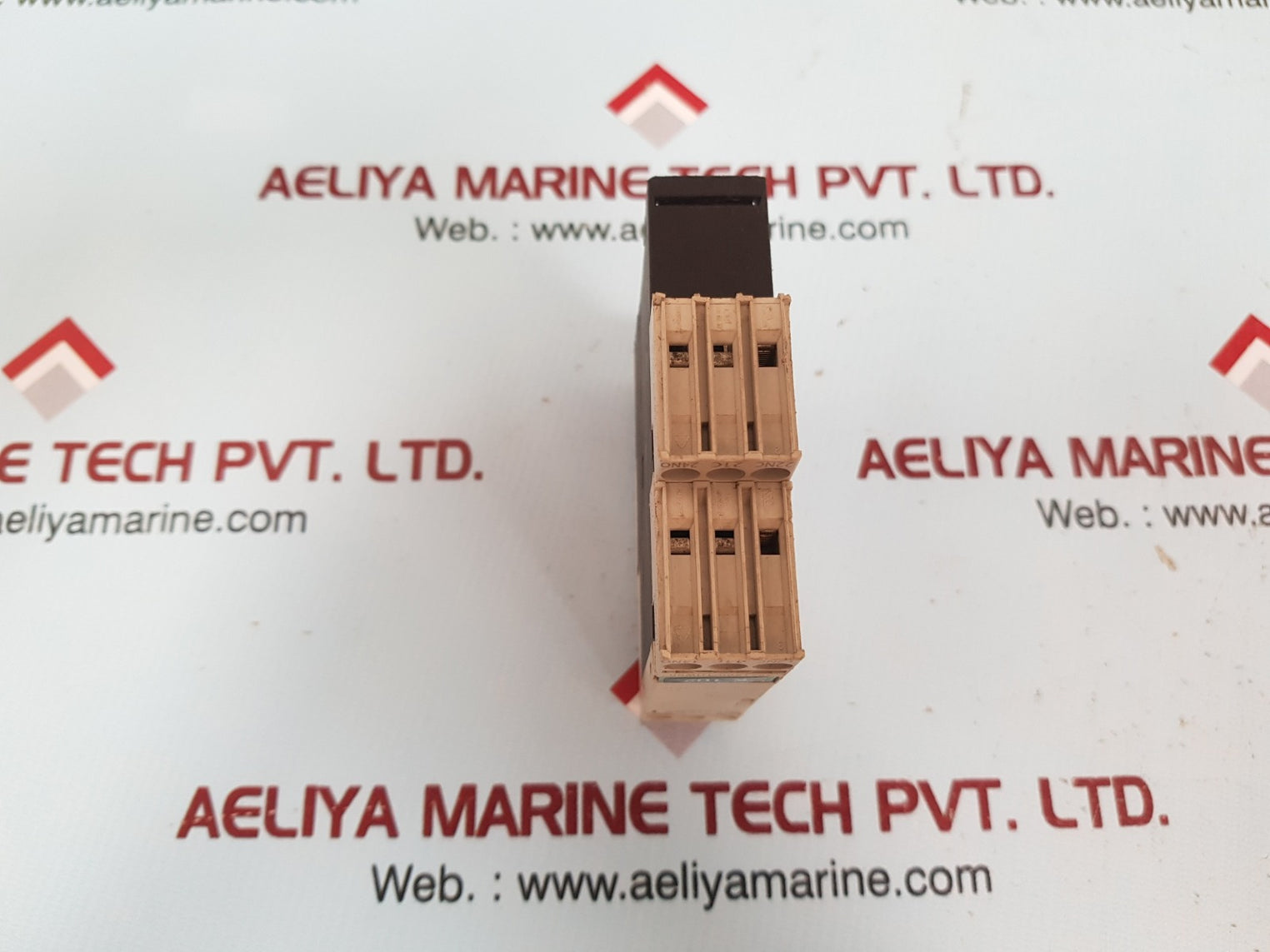 Siemens Sirius 3Rs1800-1Hw00 Coupling Relay 24-240 Ac/Dc