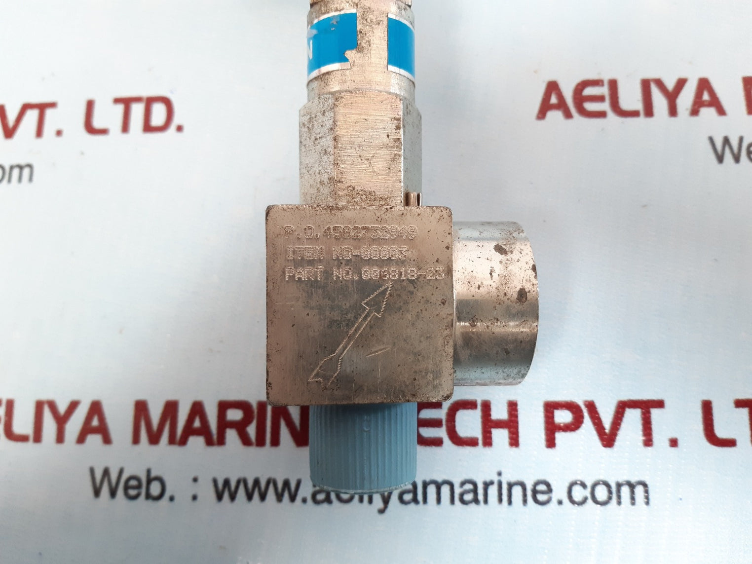 Fluid Controls 8Env10-m/F-n Angle Needle Valve A 108/10000Psi 006818-23