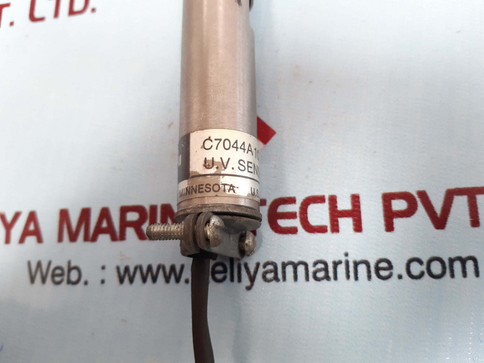Honeywell C7044A10061 U.V. Flame Sensor Detector