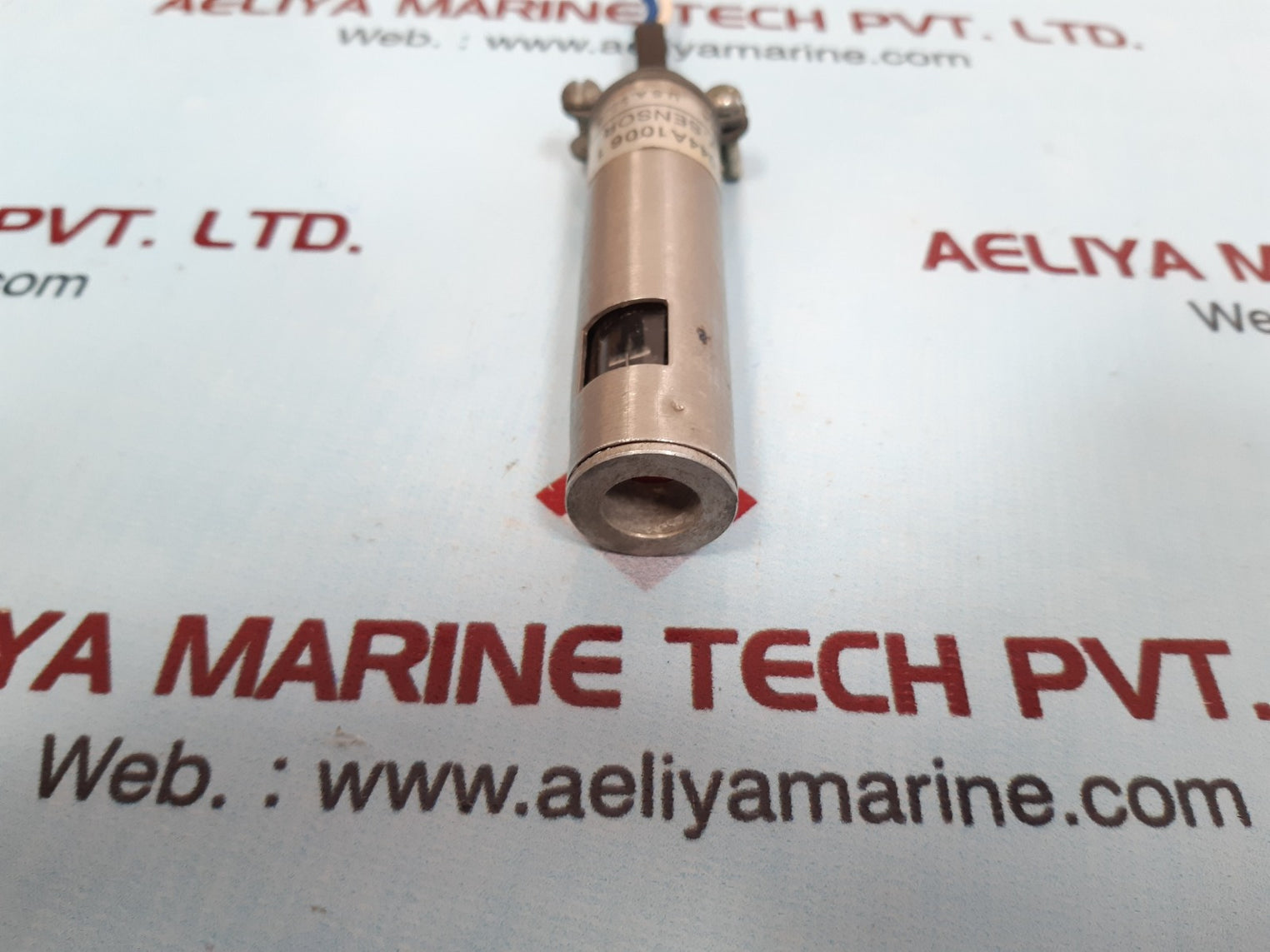 Honeywell C7044A10061 U.V. Flame Sensor Detector