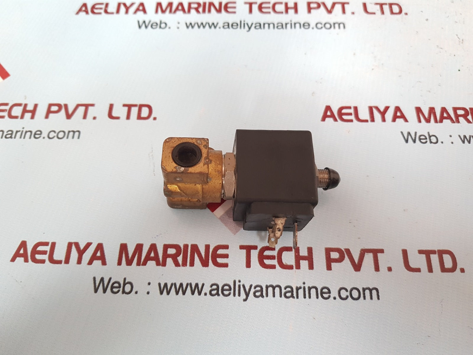 Parker E131K6304 Solenoid Valve 24V 60 Hz 13W