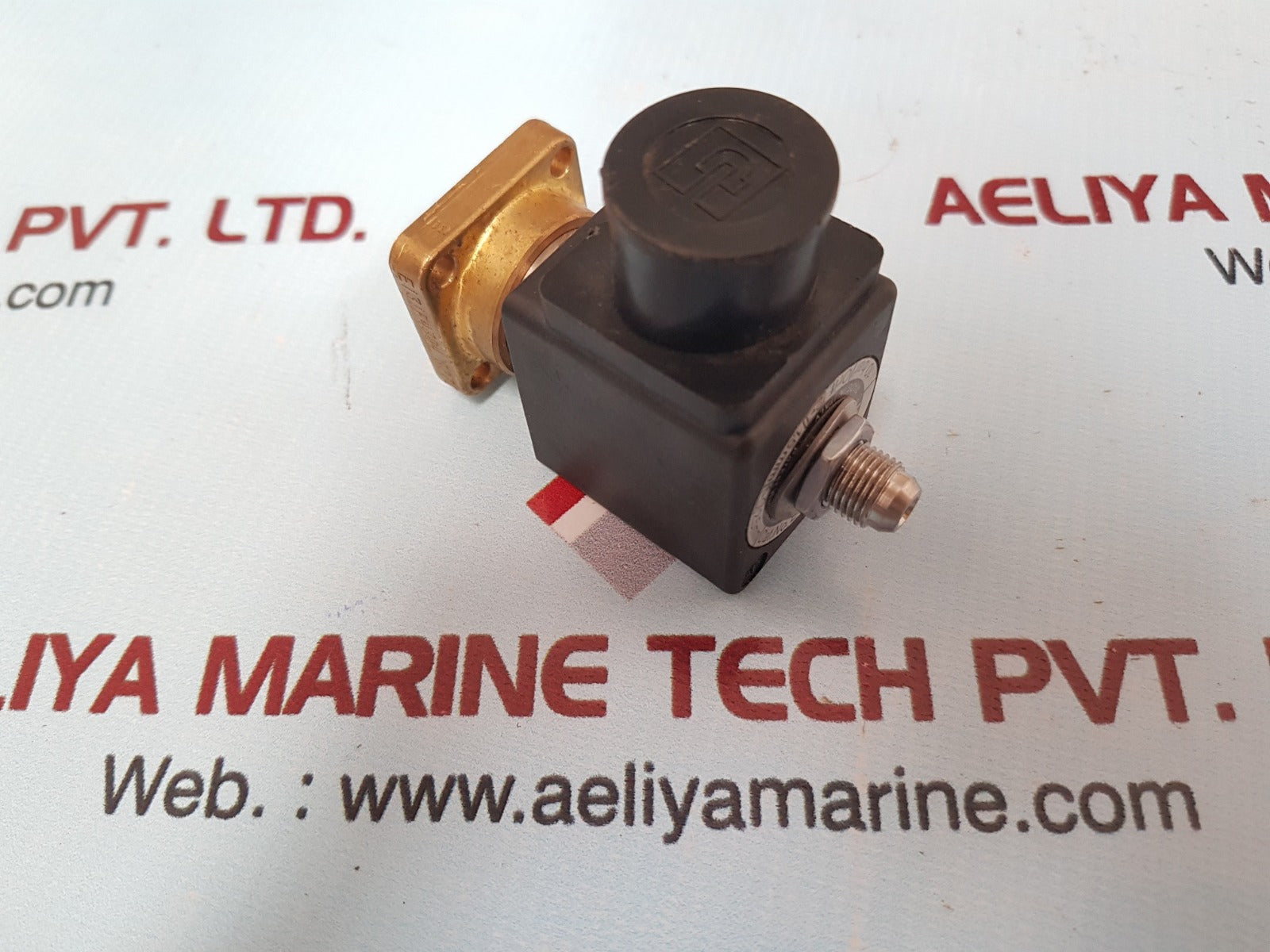 Parker 131F4304 Lucifer 3 Way Solenoid Valve 220-240V 50Hz 240V 60Hz