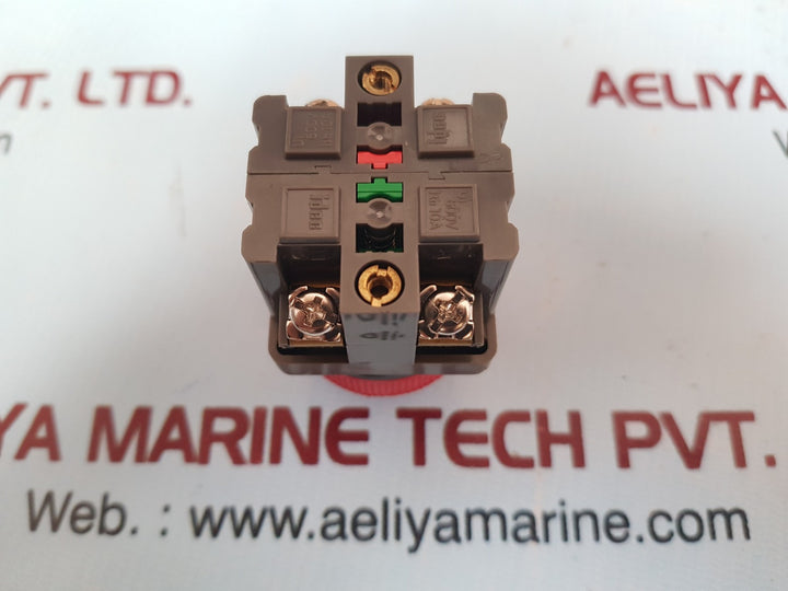 Idec 41-10650 izumi red momentary push button