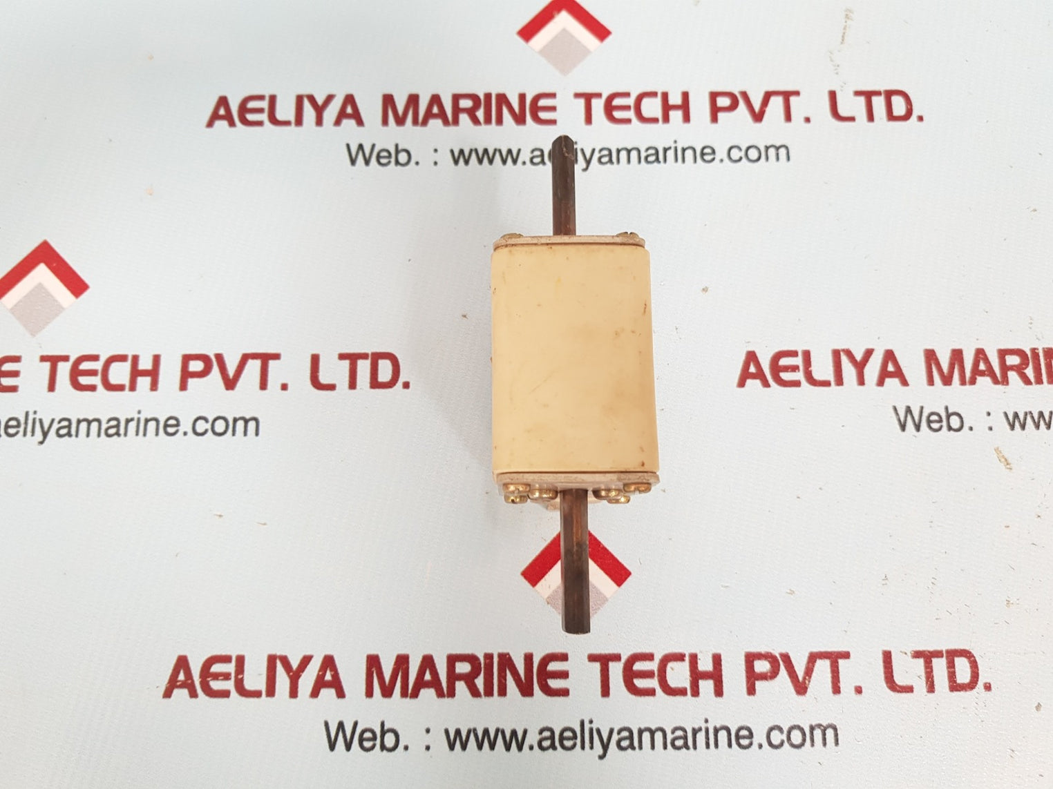 Lt Hn Size 0 100 Ka Gg Fuse 415 V~9.1W