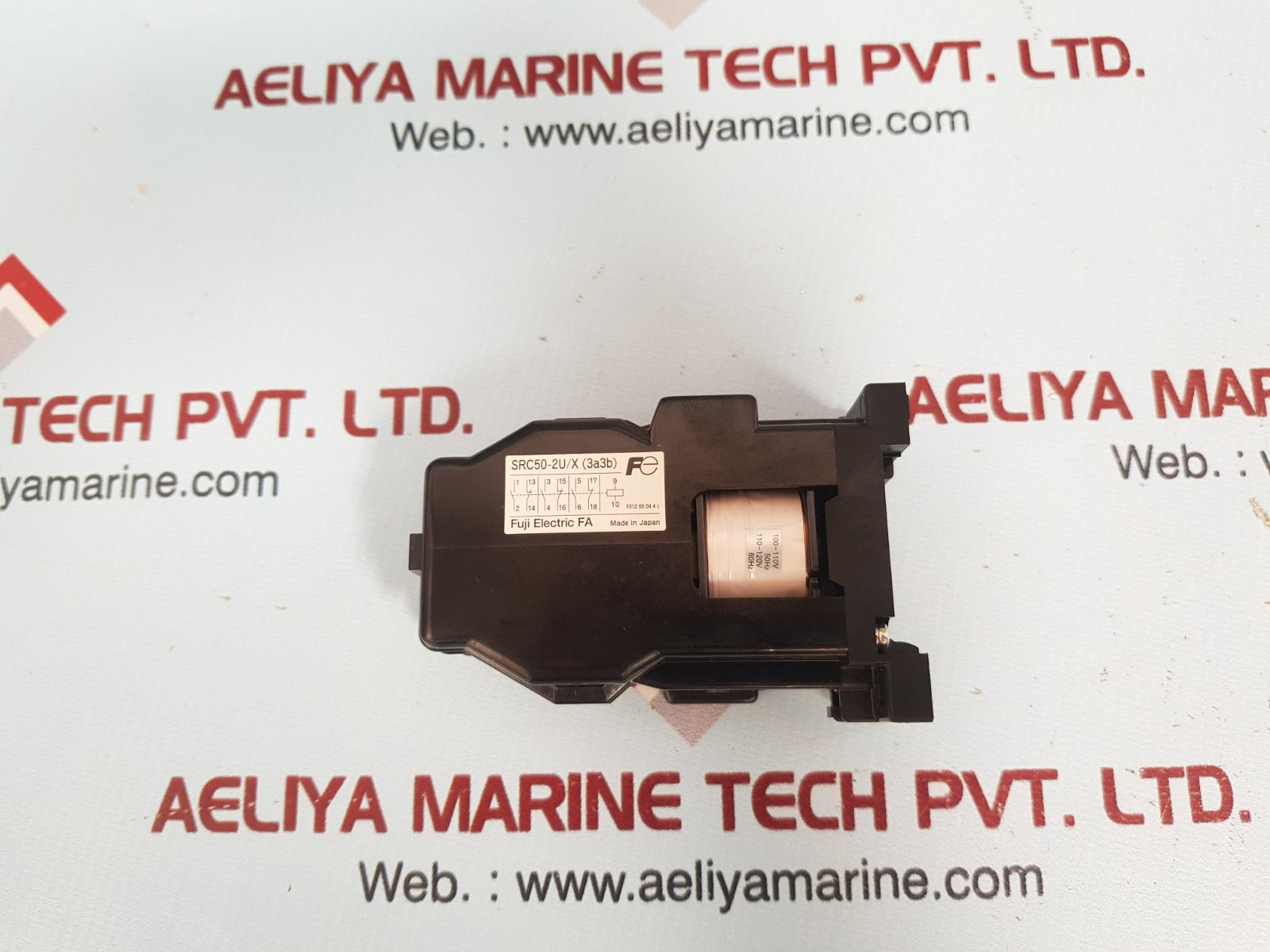 Fuji Electric Src50-2U/X 3A3B Magnetic Contactor Relay 100-110V