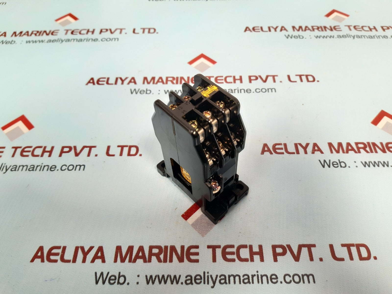 Fuji Electric Src50-2F/X (3A3B) Auxiliary Relay 200/220V 50/60Hz