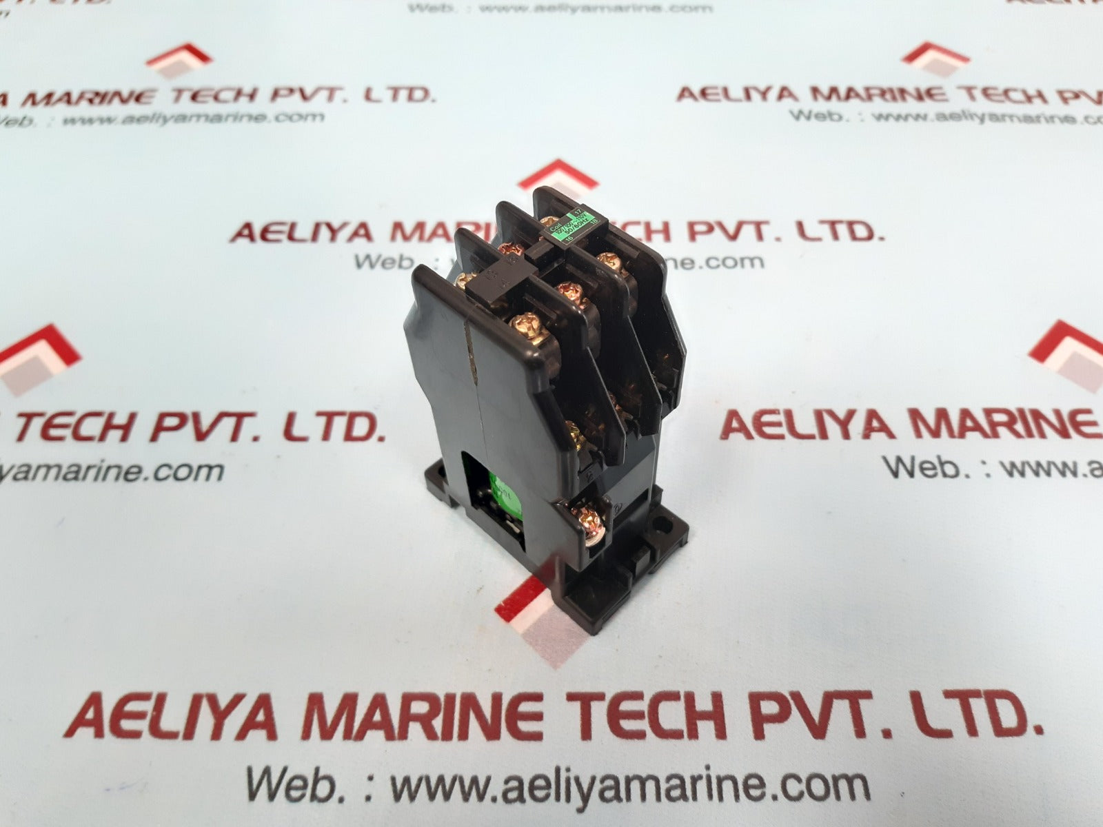 Fuji Electric Src50-2U/X (4A2B) Auxiliary Relay 100/100~110V 50/60Hz