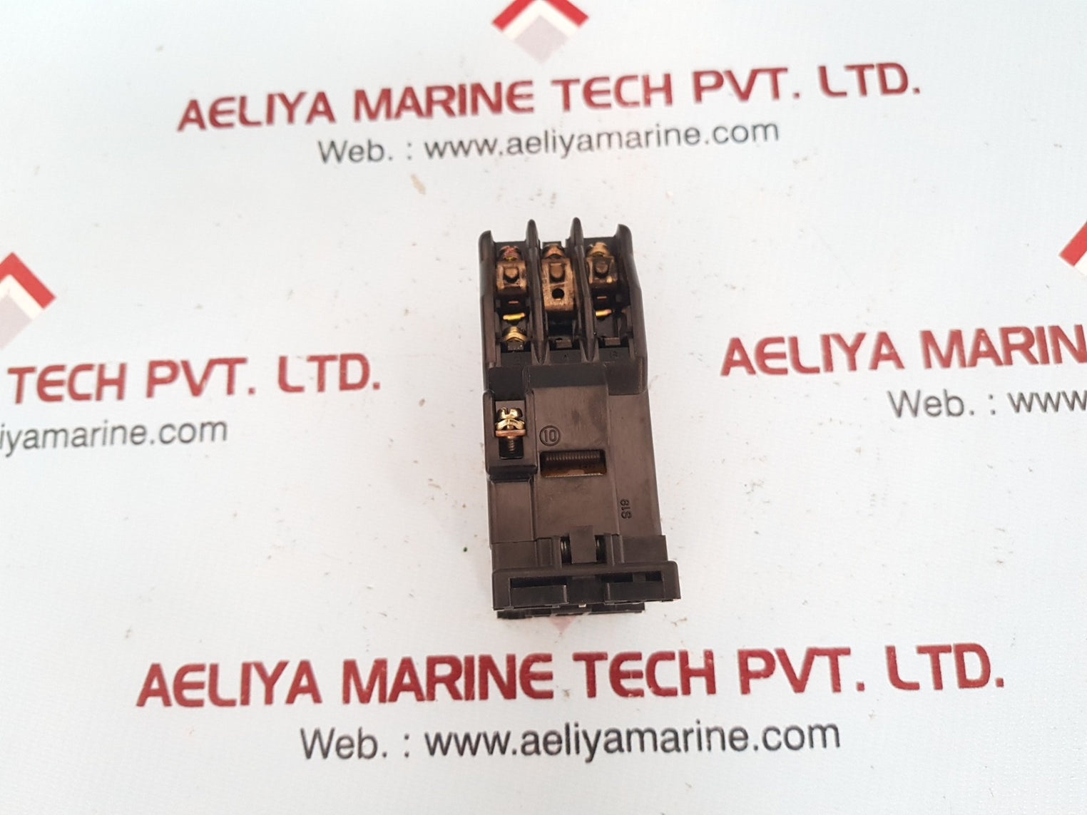 Fuji Electric Src50-2U/X (4A2B) Auxiliary Relay 200/200-220V 50/60Hz