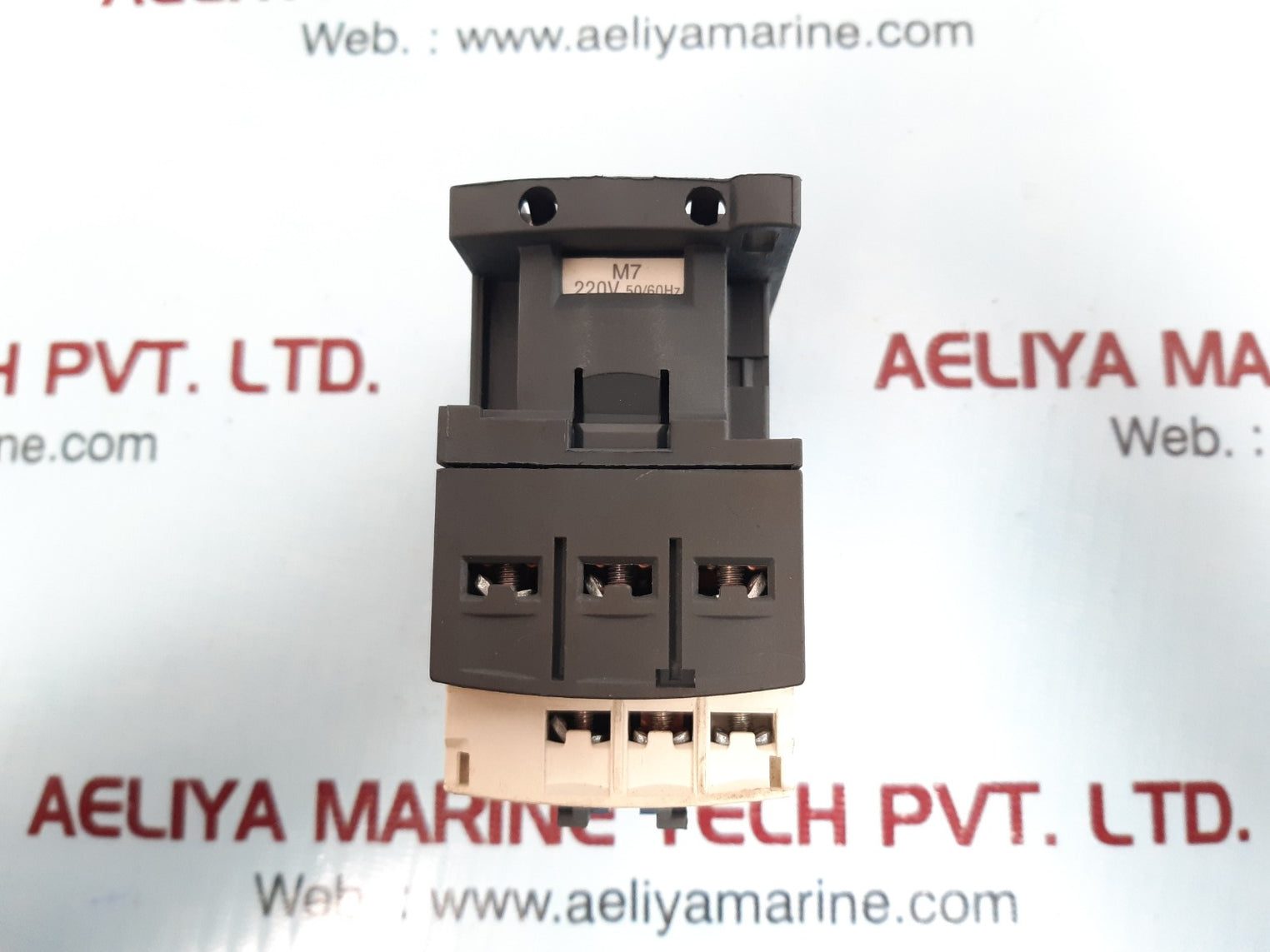 Schneider Electric/Telemecanique Lc1 D09 Contactor 600V A.C. Max