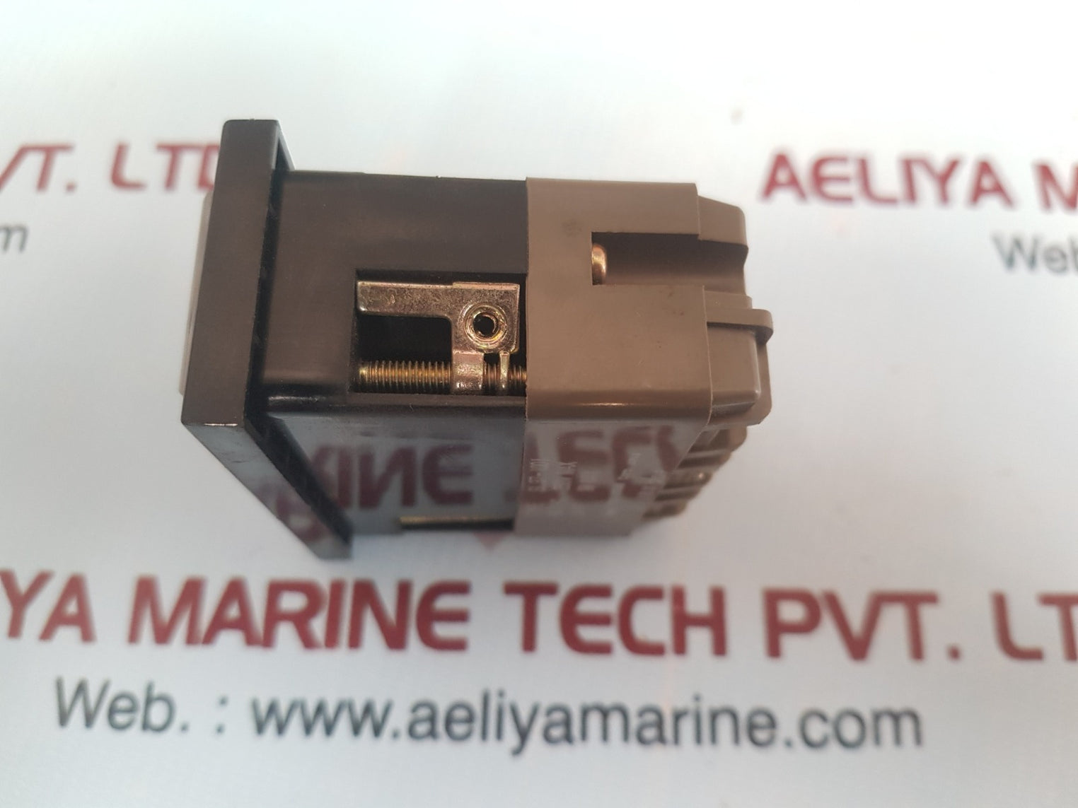 Idec Izumi Sl 37-1001 Squre Display Light 250V