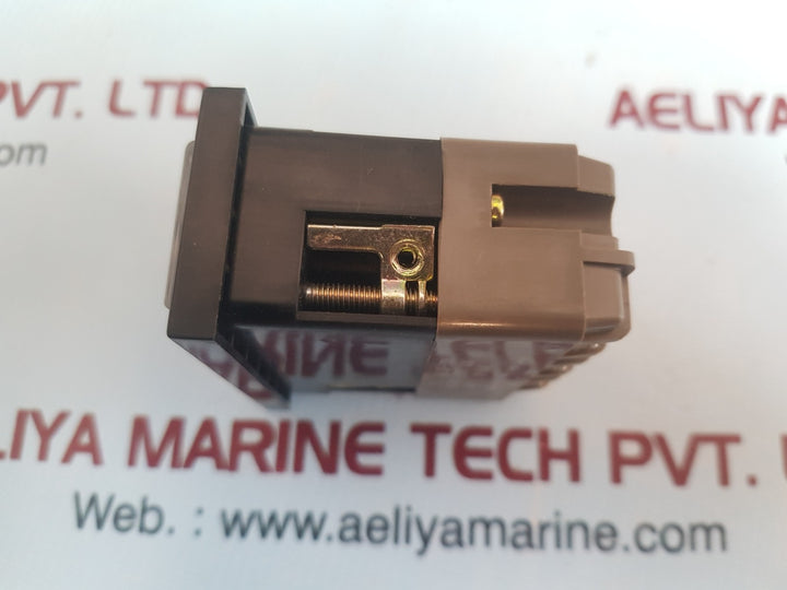 Idec Izumi Sl 37-3001 Square Display Light