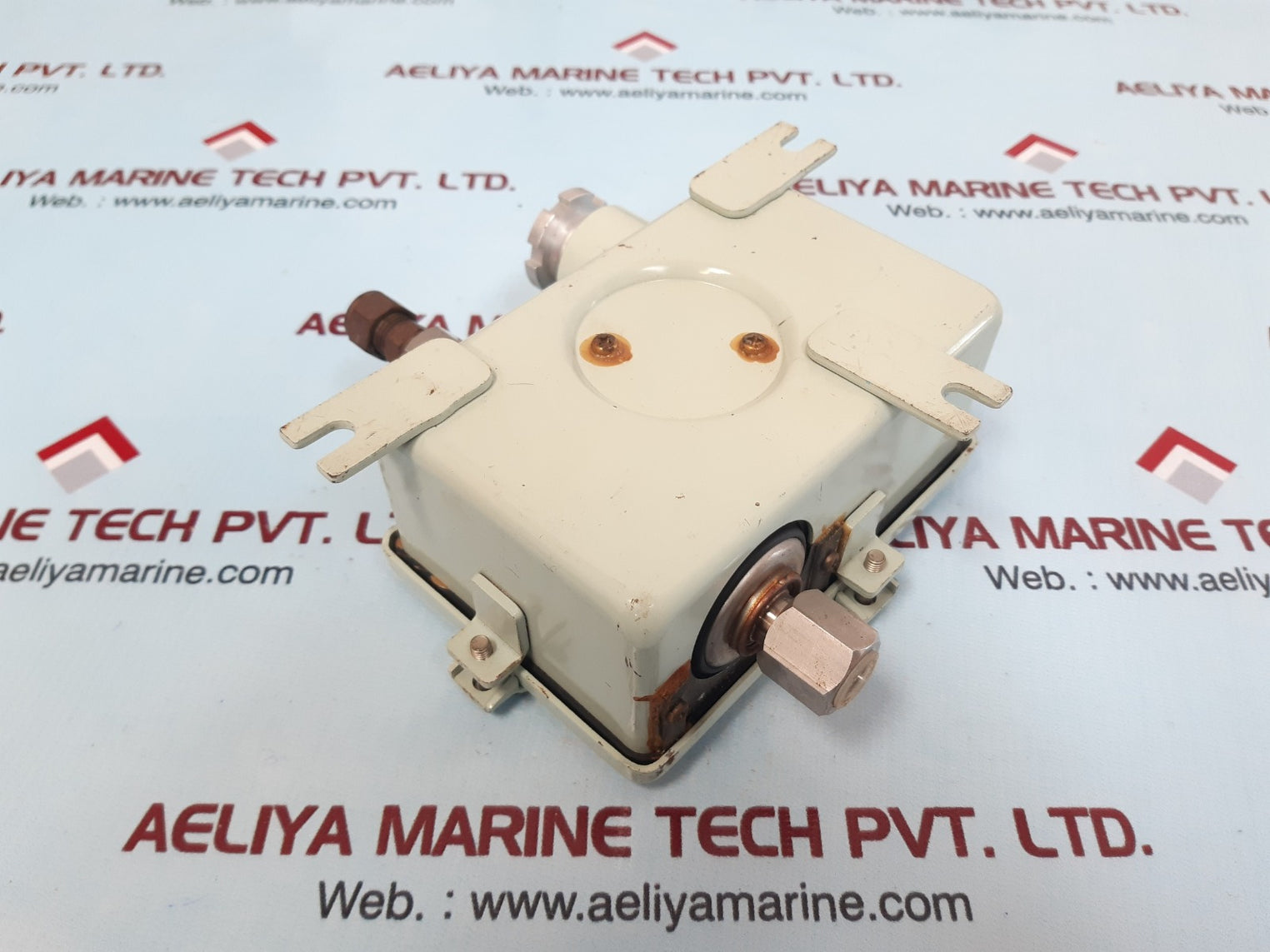 Saginomiya Yns-c106Nwq Pressure Controls 0.25~3.5 Kgf/Cm²