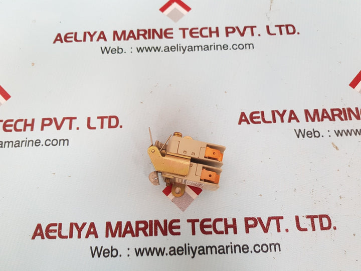 Matsushita Axt-1Ba Auxiliary Switch 2A 2B Ta-8826-1-1