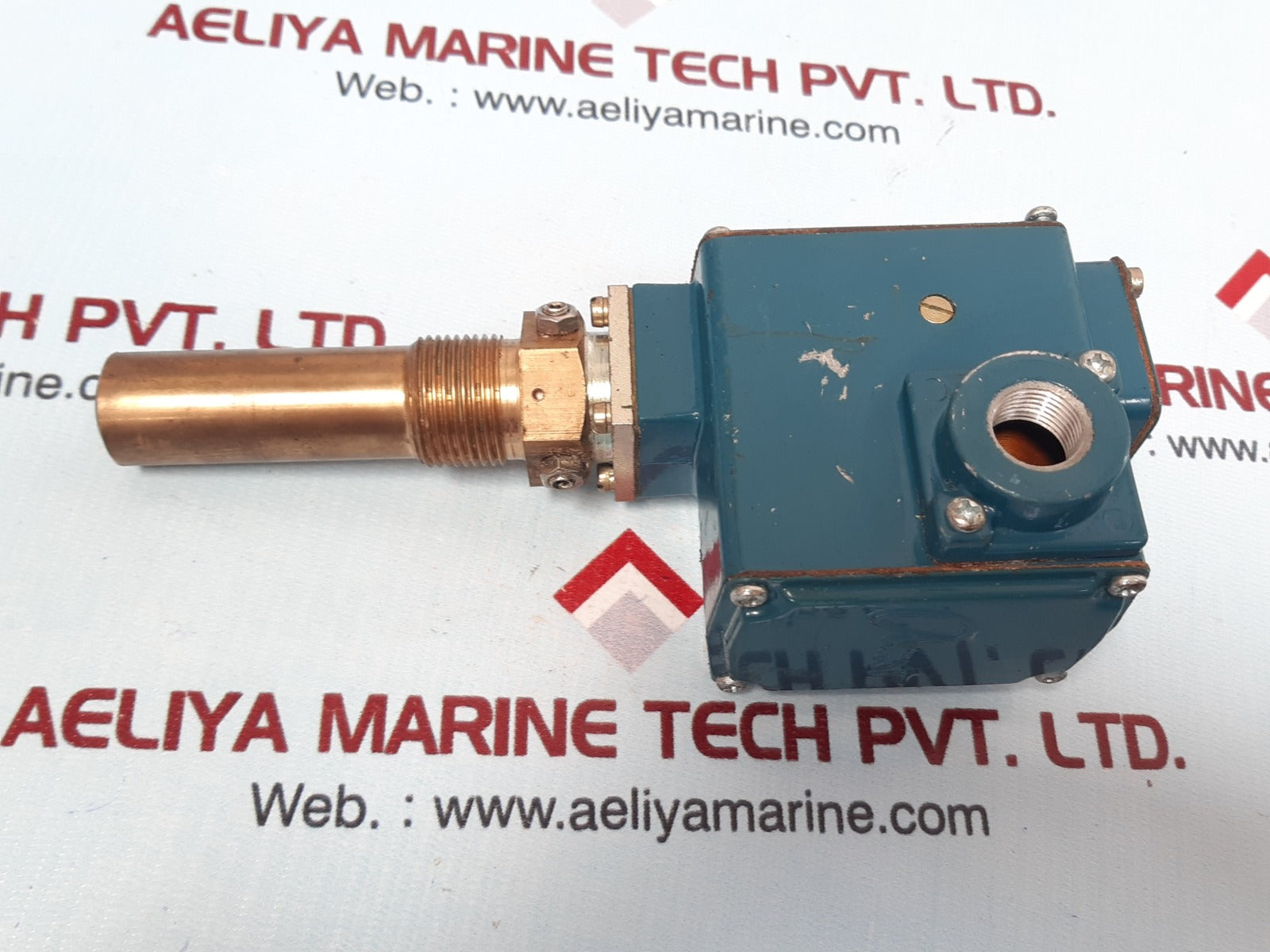 Amot controls 4140er1v00cg1-ady temperature switch 