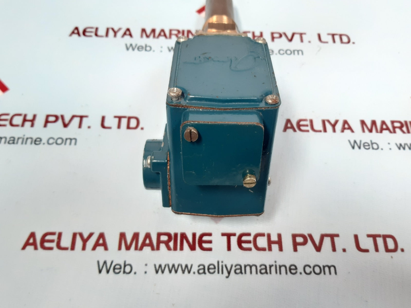 Amot controls 4140er1v00cg1-ady temperature switch 