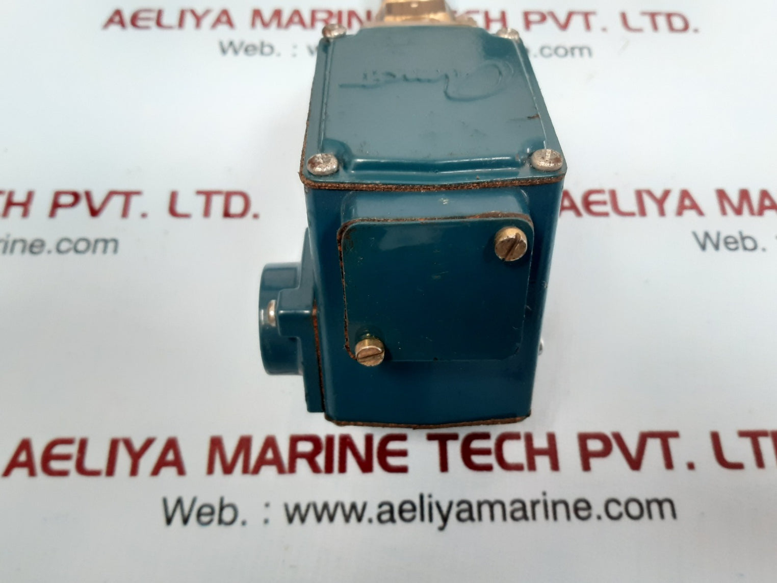 Amot 4140er1v00cg1-ady temperature switch