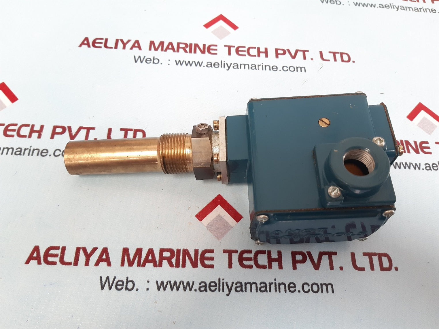 Amot 4140er1v00cg4-ee temperature switch