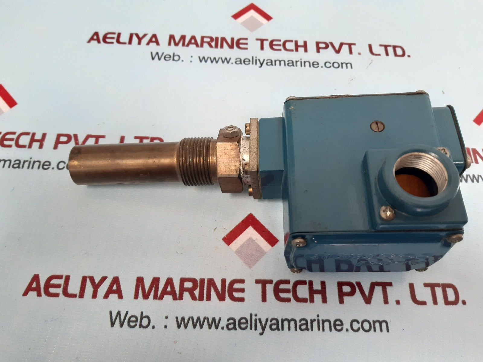 Amot 4140er1e00cg4-ee temperature switch