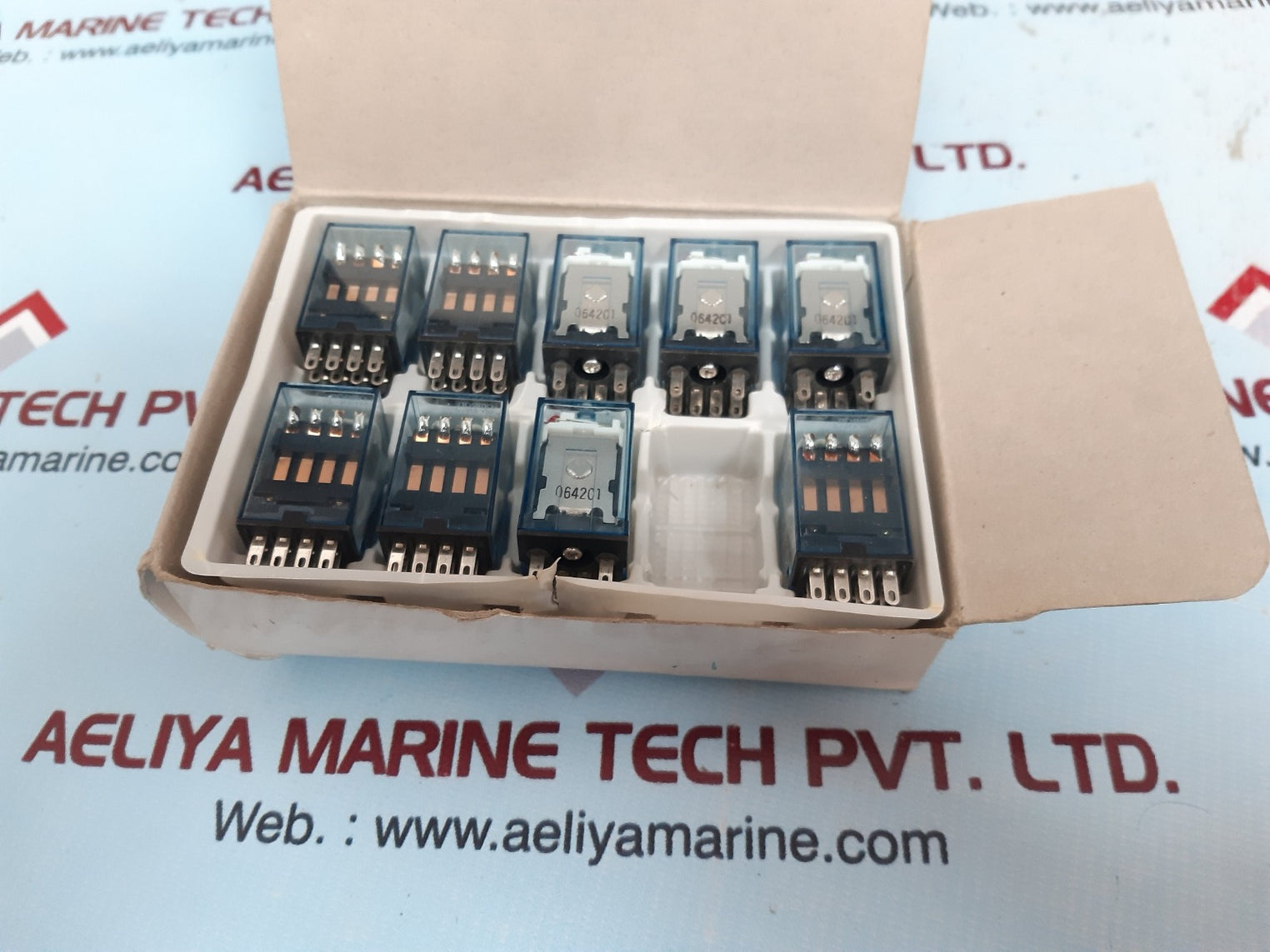 Omron my4n-j relay coil ac110v ac120v 