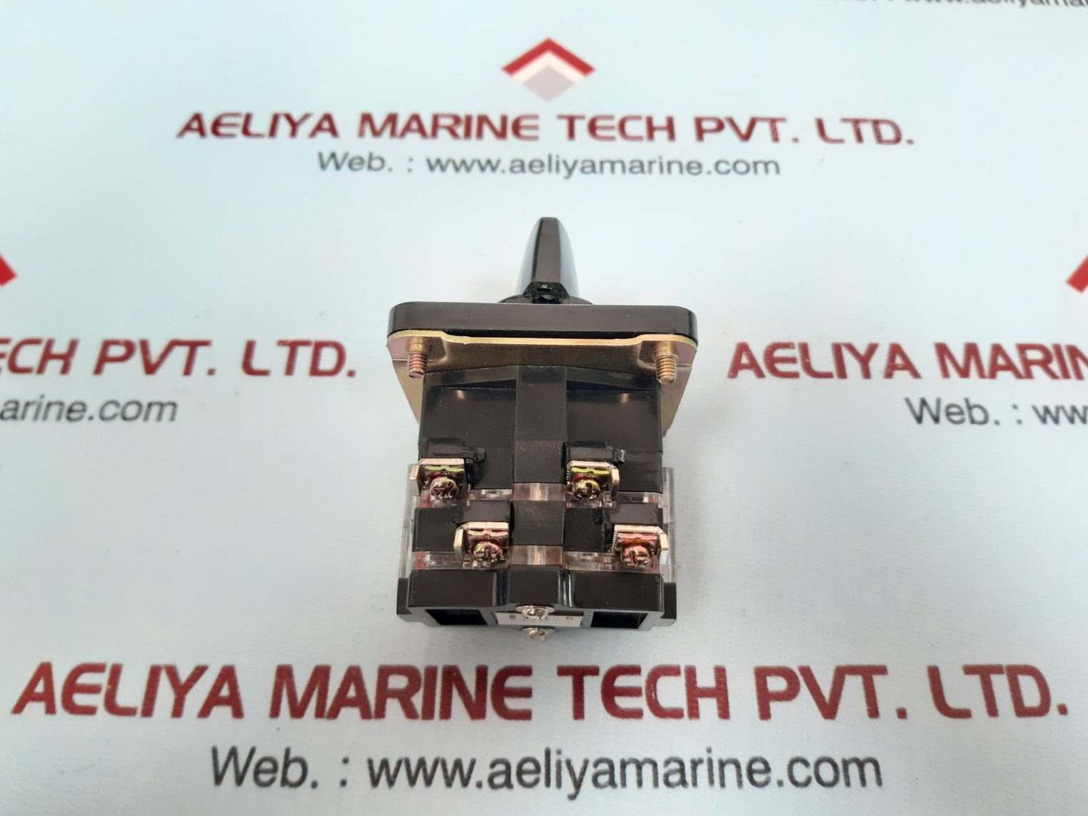 yongsung c0371-64 mob cam switch ac220v 10a