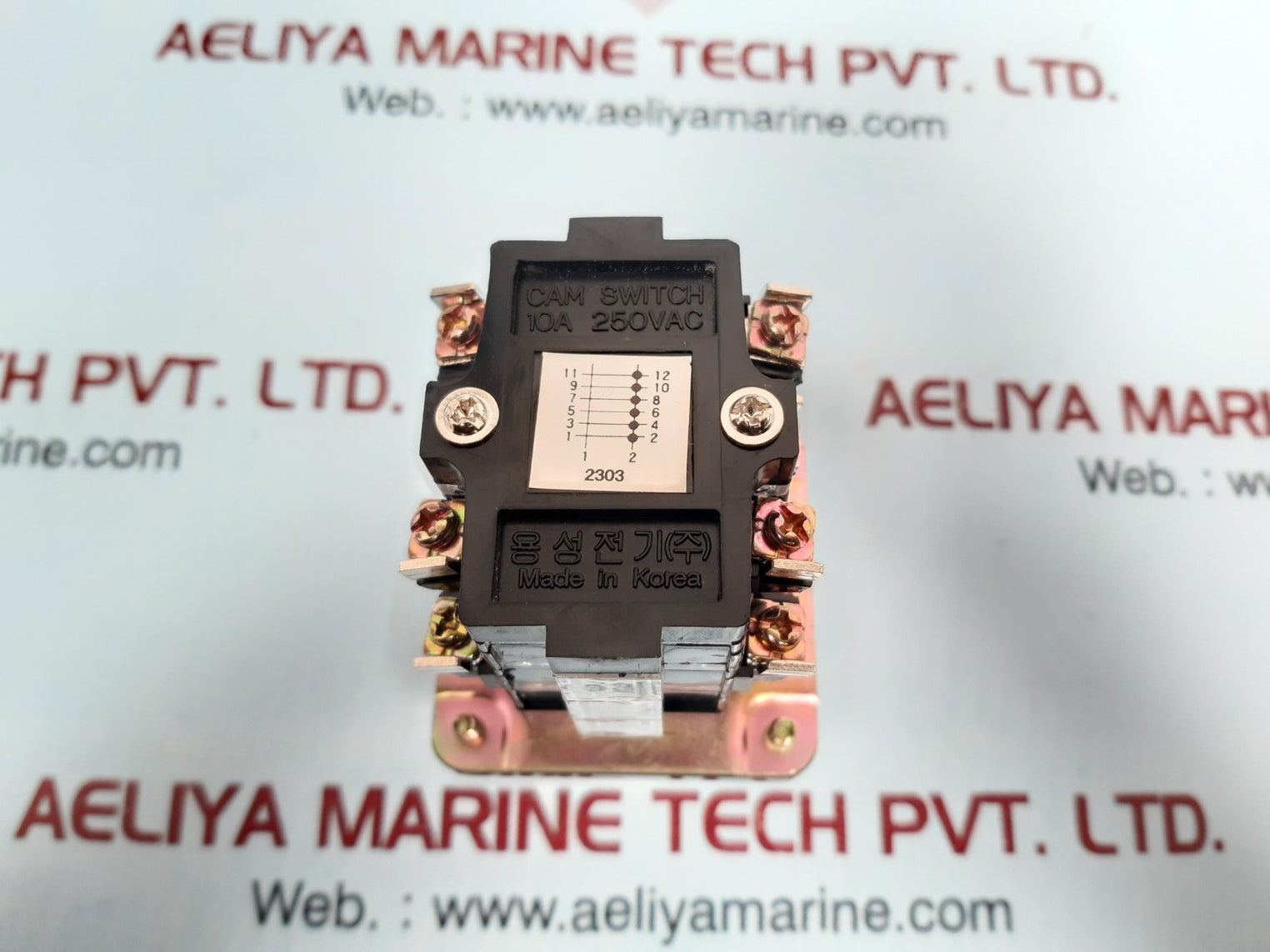 Yongsung c2303-69 mob cam switch ac220v 10a