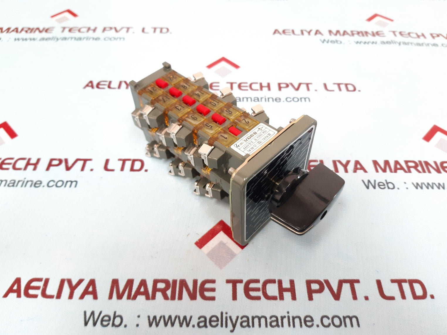 Yongsung 3-3-1777 cam switch 10a 250v