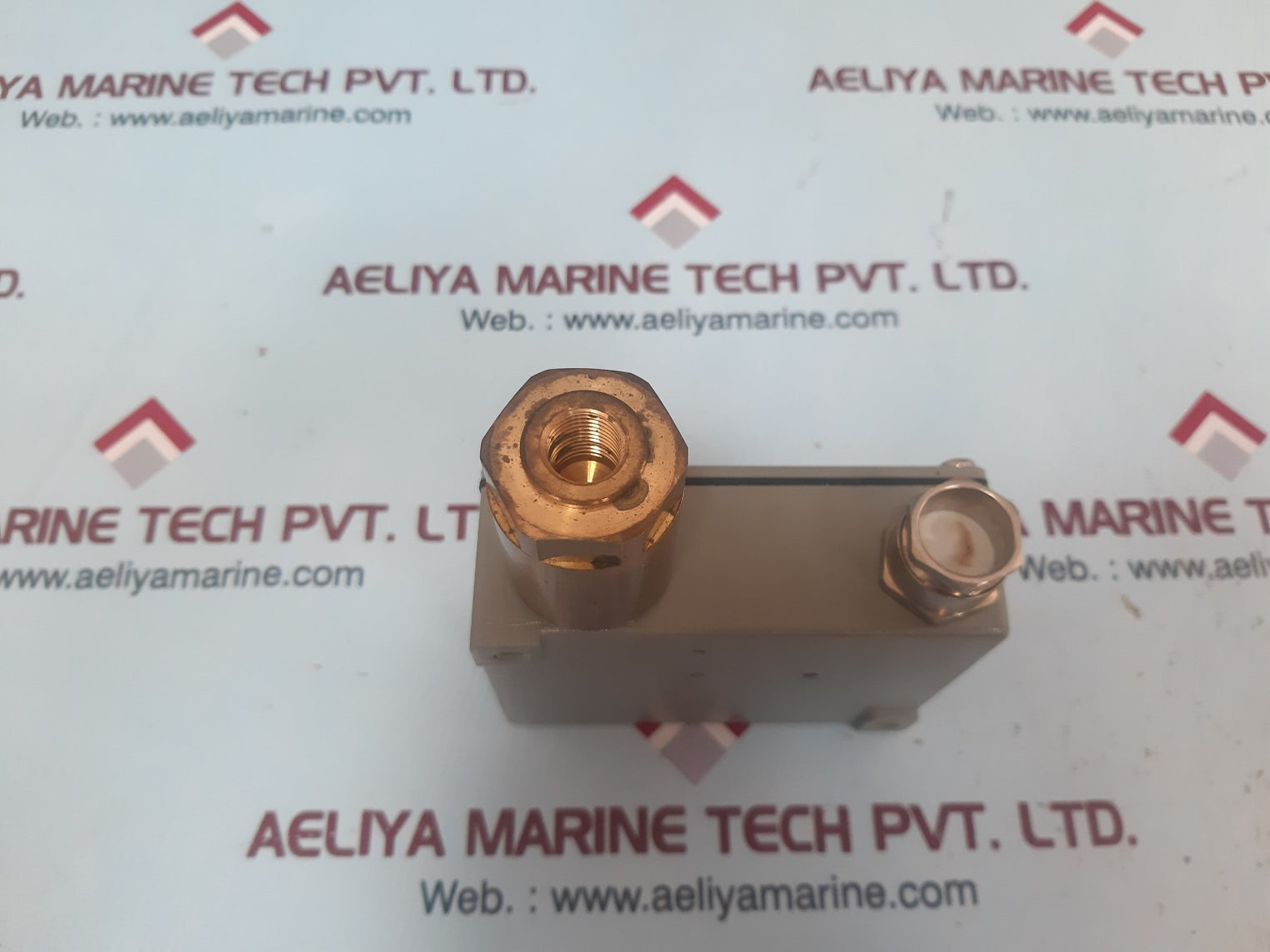 Trafag 904.2376.903 Pressure Switch Ip65 0..4 Kg/Cm2