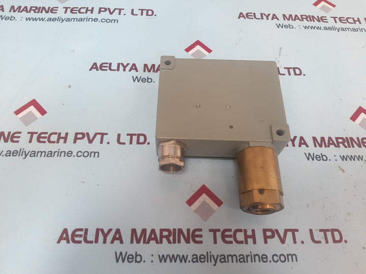 Trafag 904.2376.903 Pressure Switch Ip65 0..4 Kg/Cm2